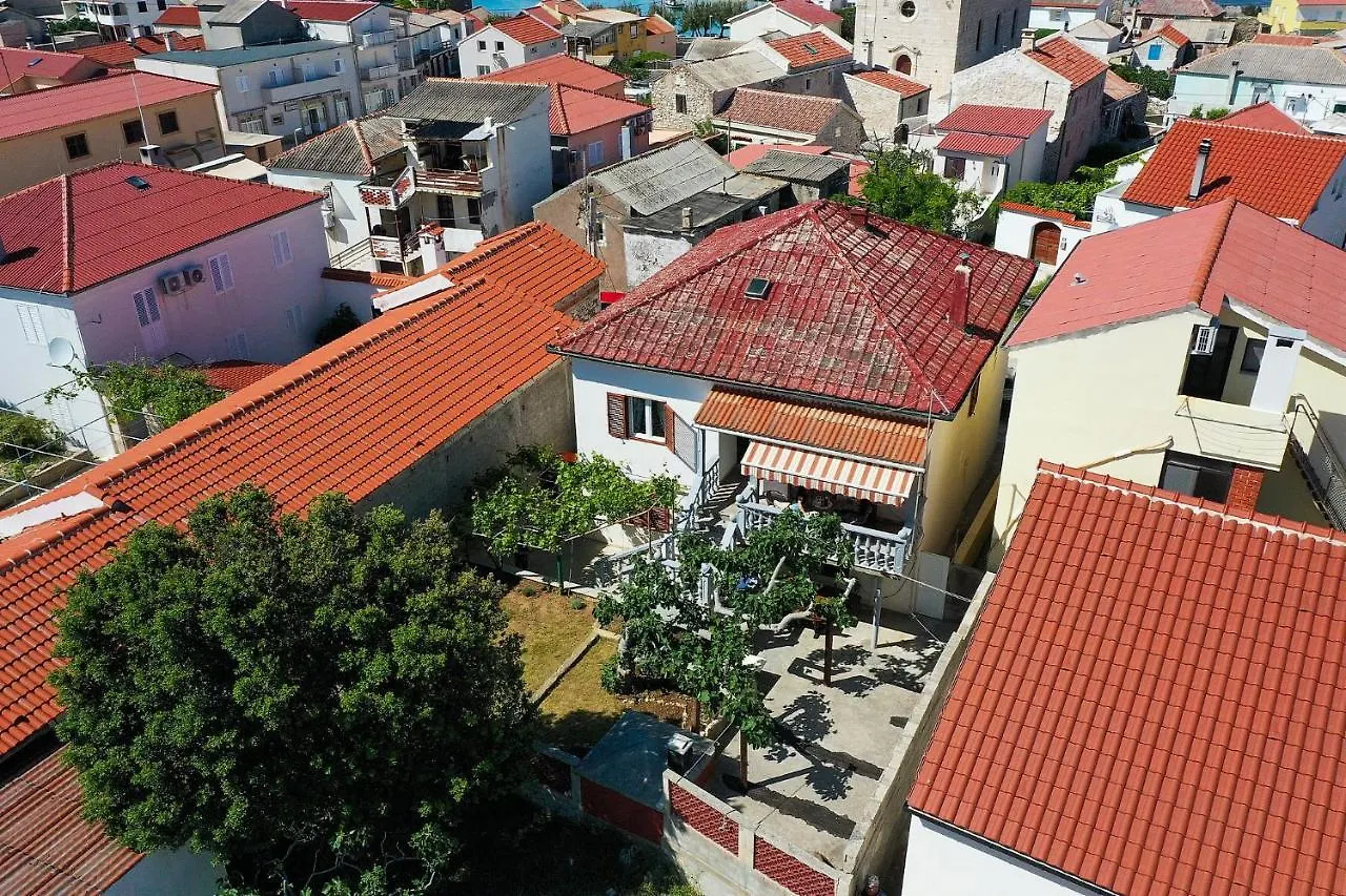 Lana Apartman Zadar Apartment