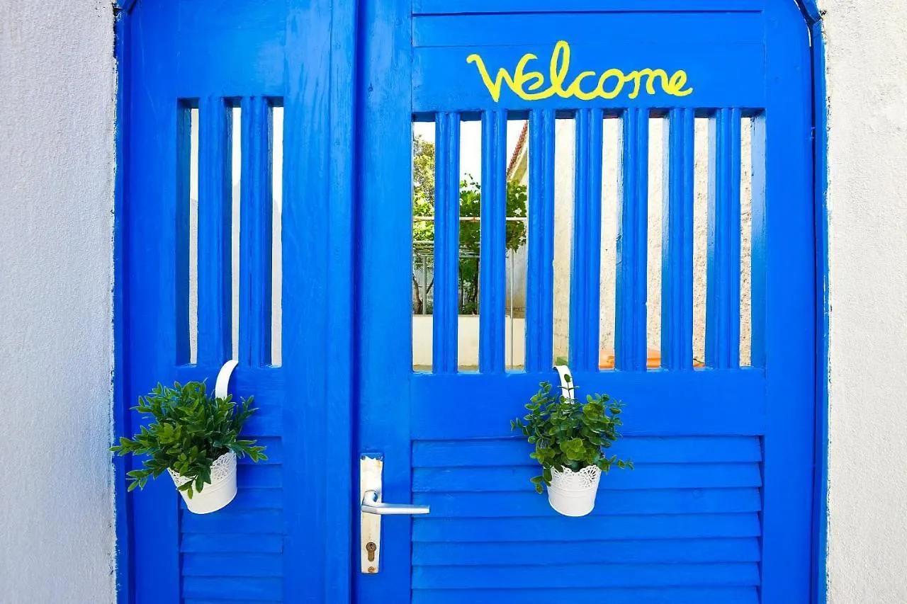 Lana Apartman Zadar 0*,